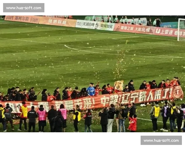 铁西沸腾！辽宁铁人 1-0 登顶，辽沈足球八年终回中超